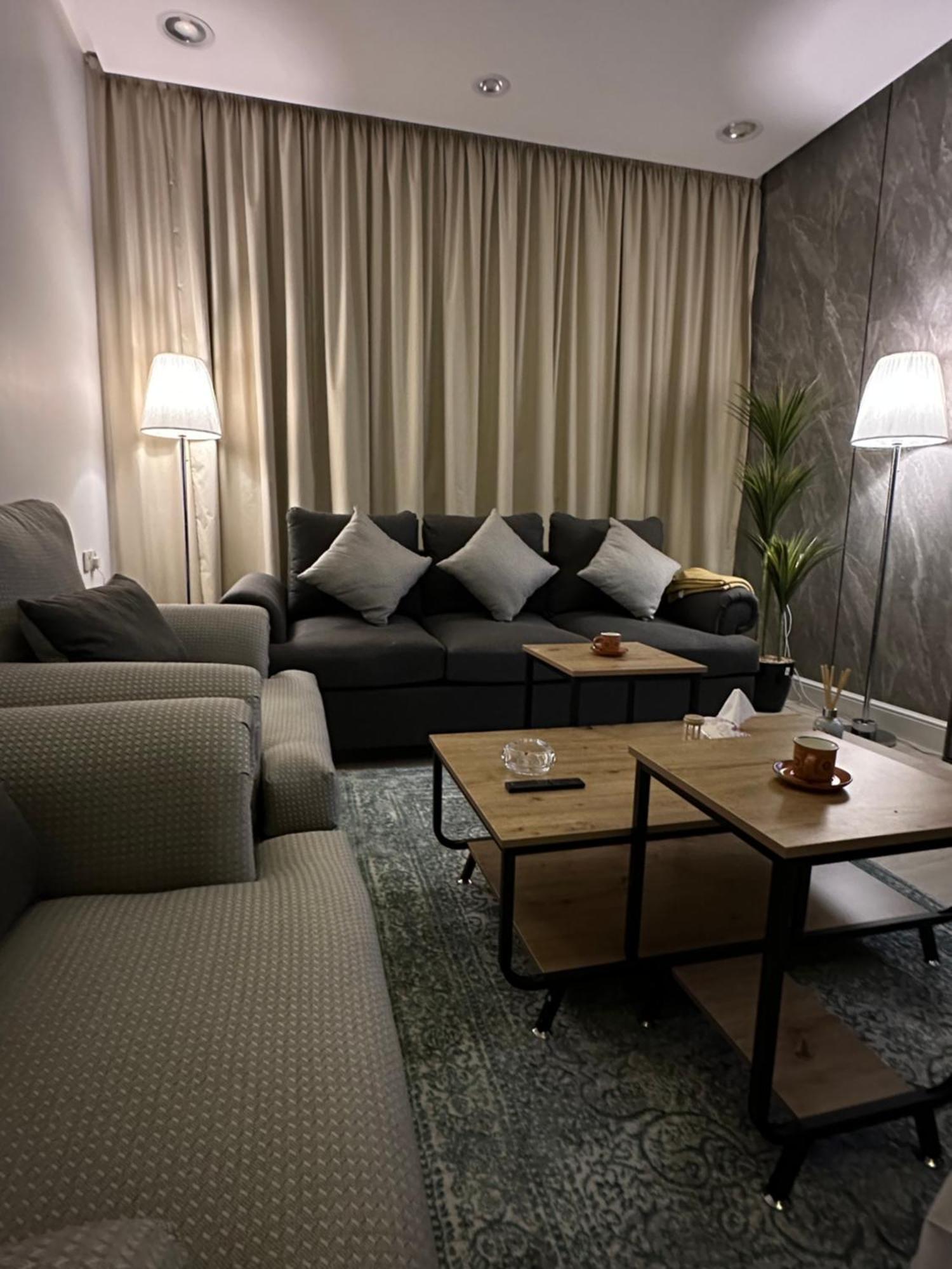 دور بتصميم فاخر دخول ذاتي Apartment Riyadh