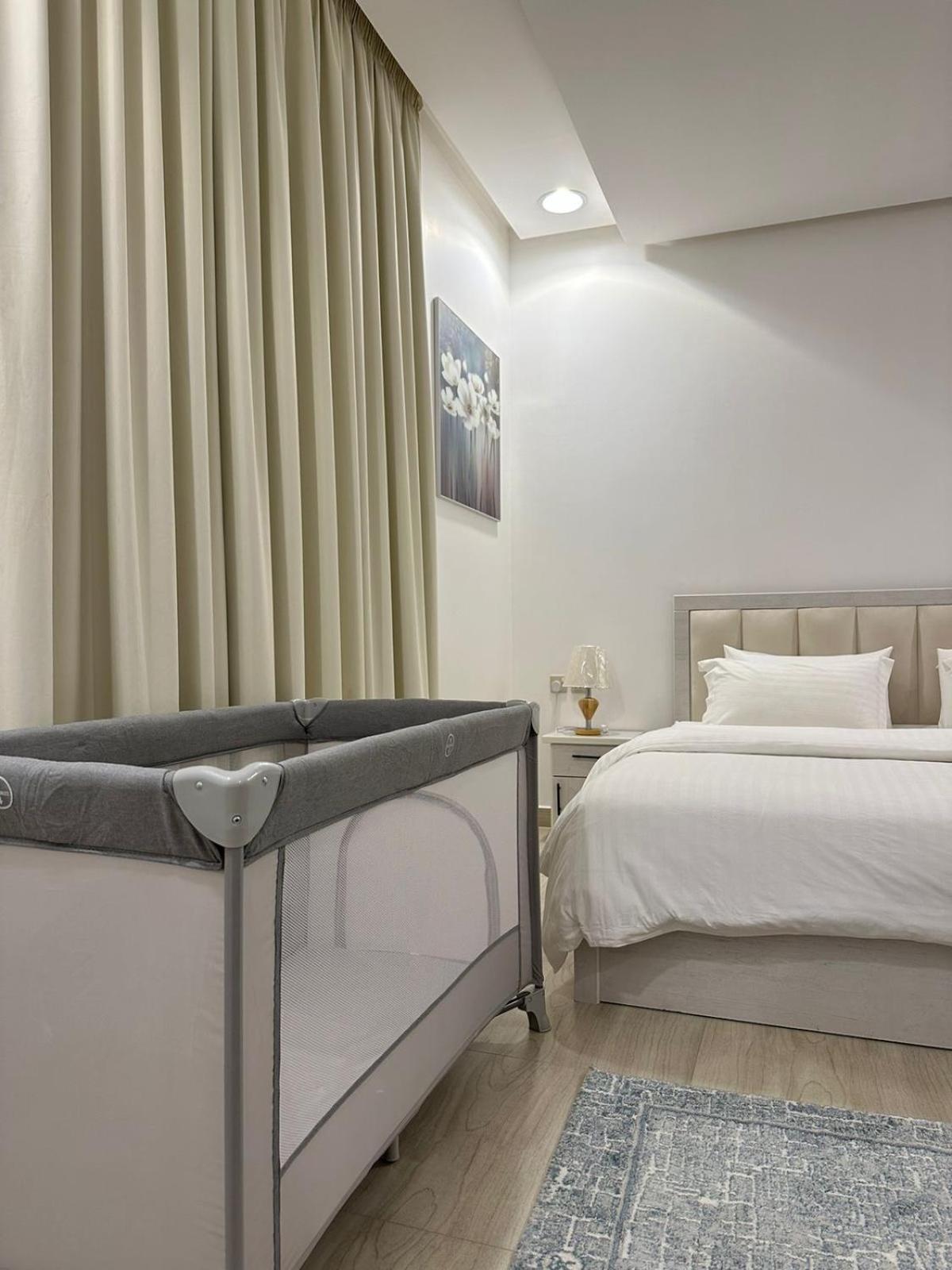 دور بتصميم فاخر دخول ذاتي Apartment Riyadh