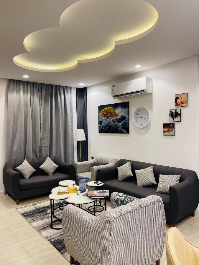 Apartment دور بتصميم فاخر دخول ذاتي Riyadh