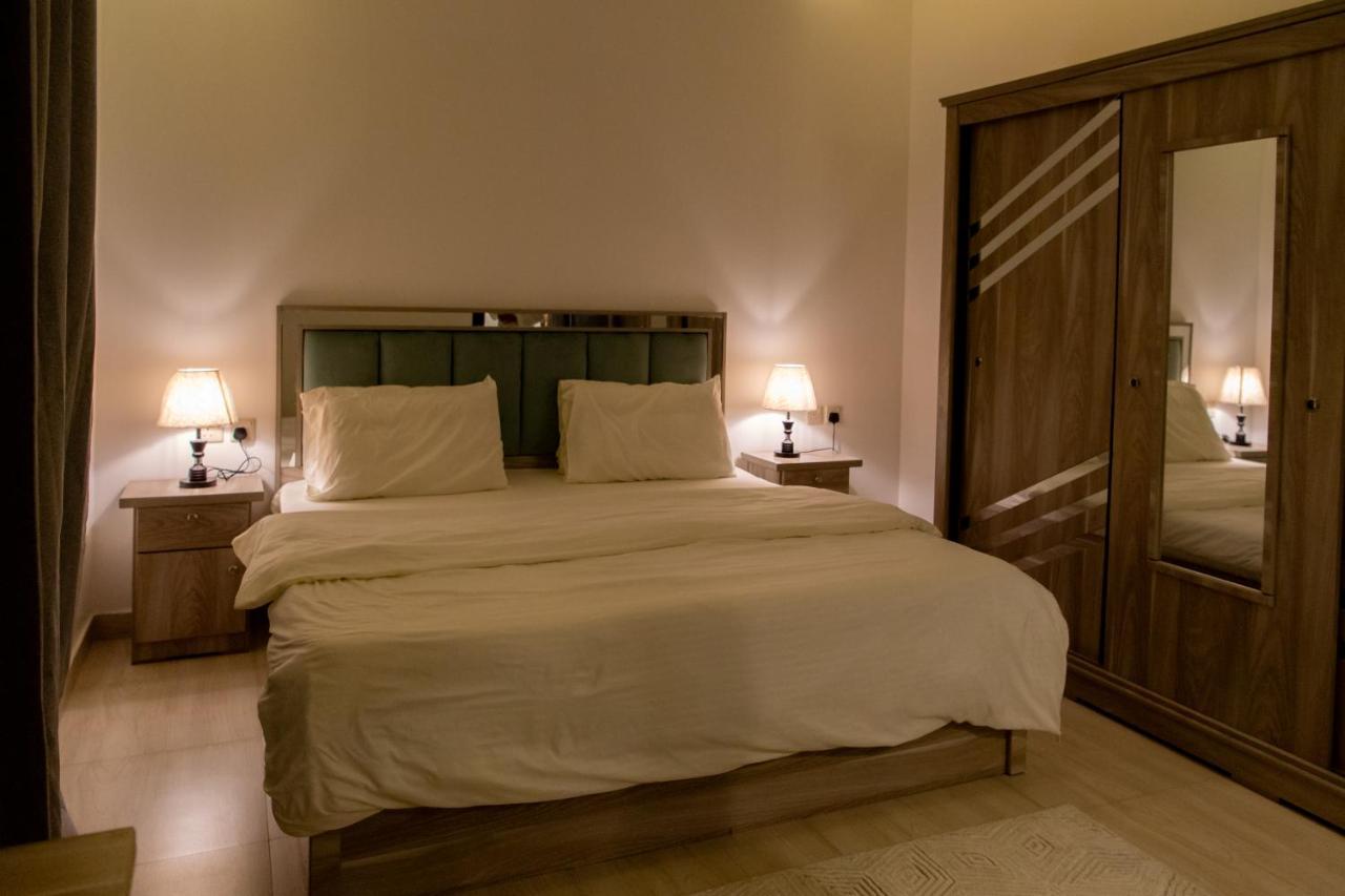 Apartment دور بتصميم فاخر دخول ذاتي *