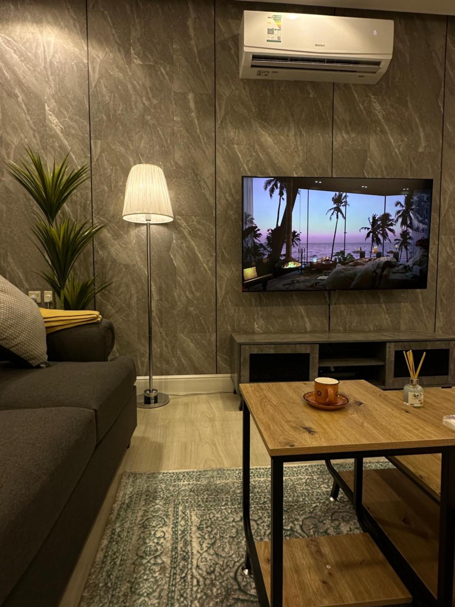 Apartment دور بتصميم فاخر دخول ذاتي